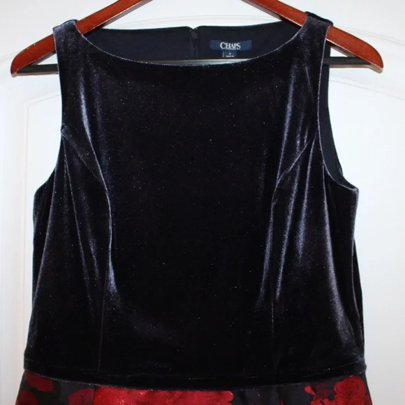Chaps velvet and satin cocktail dress (NWT) - Picture 4 of 13